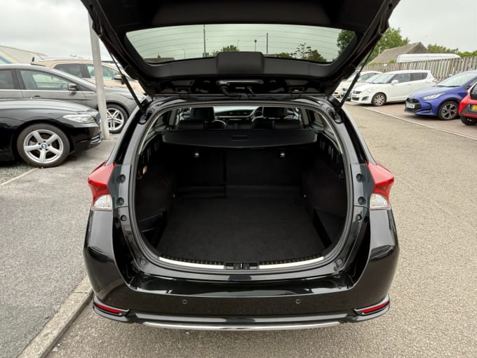 2025 Toyota Auris