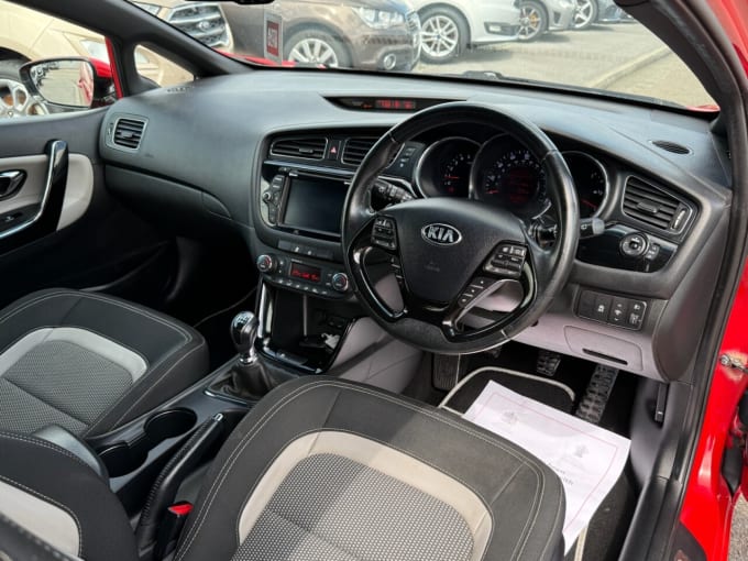 2025 Kia Proceed