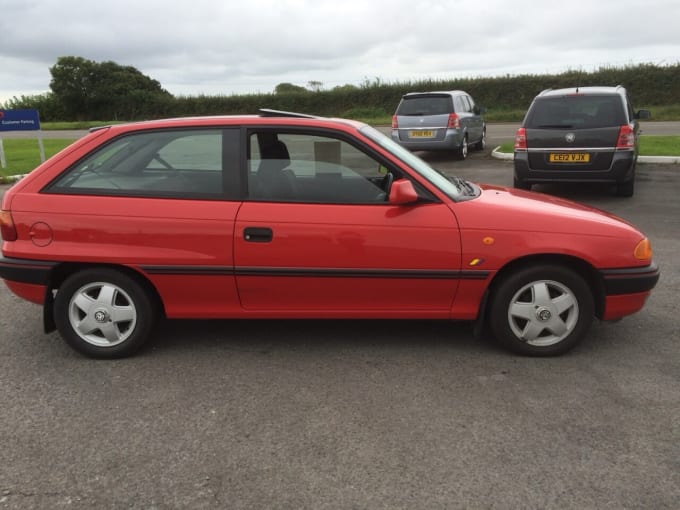 2025 Vauxhall Astra