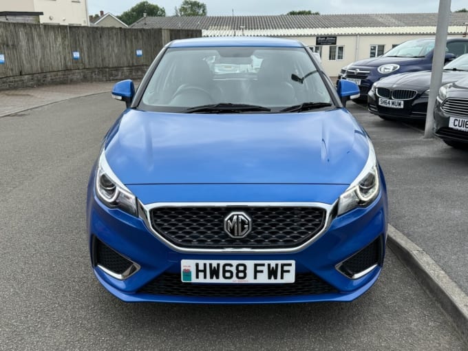 2025 Mg Mg3
