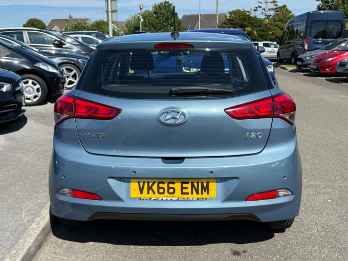 2025 Hyundai I20