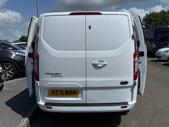 2025 Ford Transit Custom