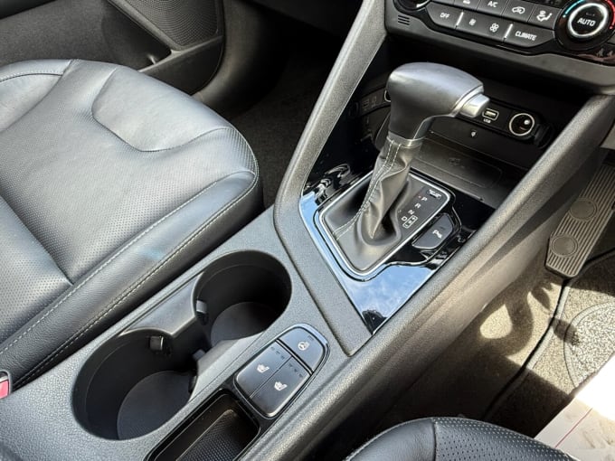 2025 Kia Niro