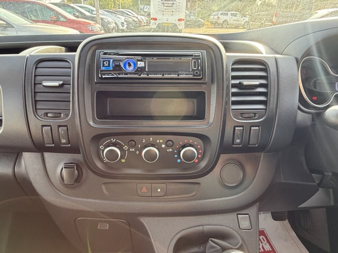 2025 Renault Trafic