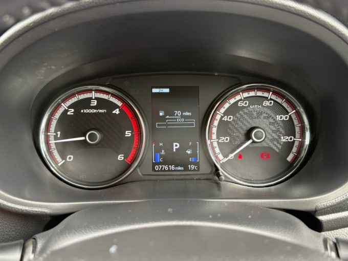 2025 Mitsubishi L200
