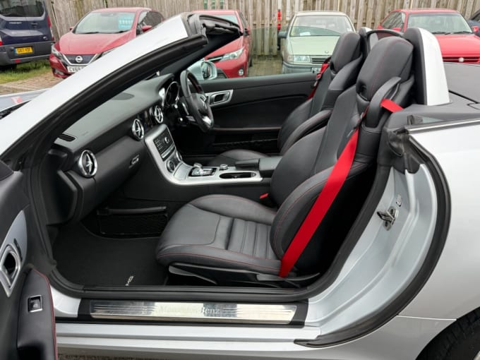 2025 Mercedes-benz Slc