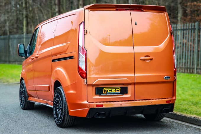 2025 Ford Transit Custom