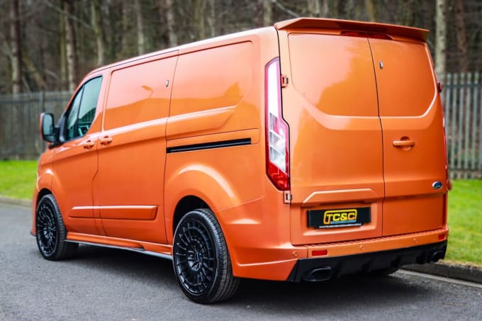 2025 Ford Transit Custom