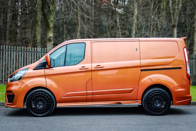 2025 Ford Transit Custom