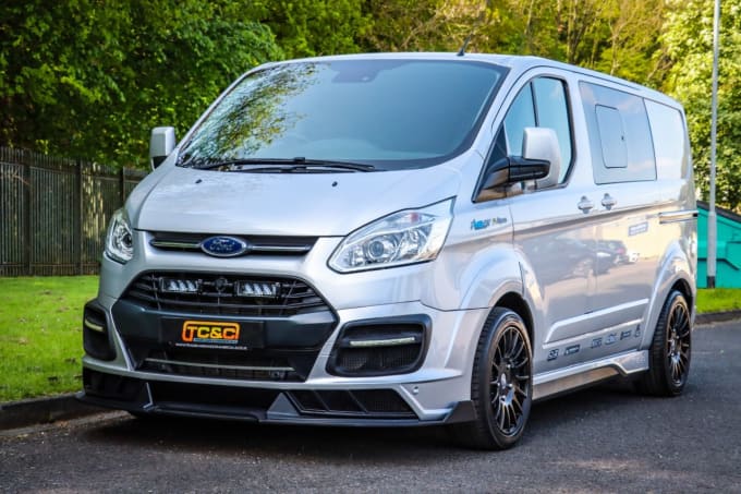 2024 Ford Transit Custom