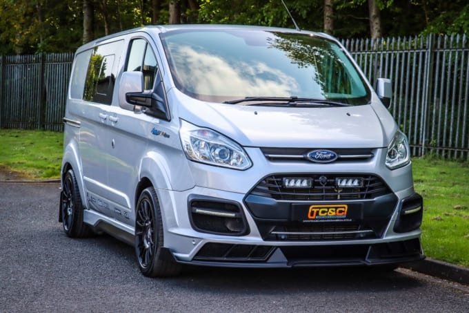 2024 Ford Transit Custom