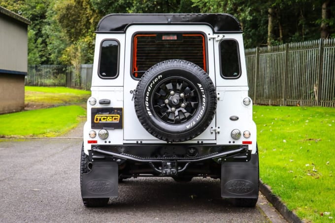 2015 Land Rover Defender 90