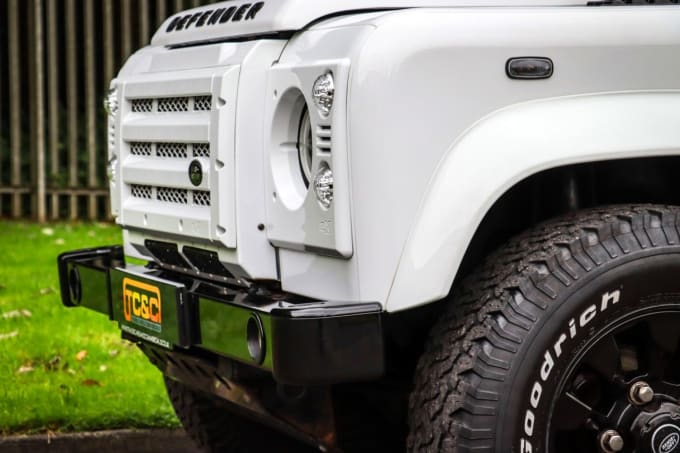 2015 Land Rover Defender 90