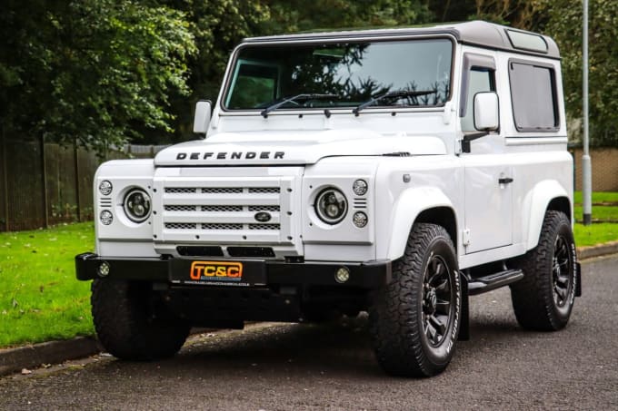 2015 Land Rover Defender 90