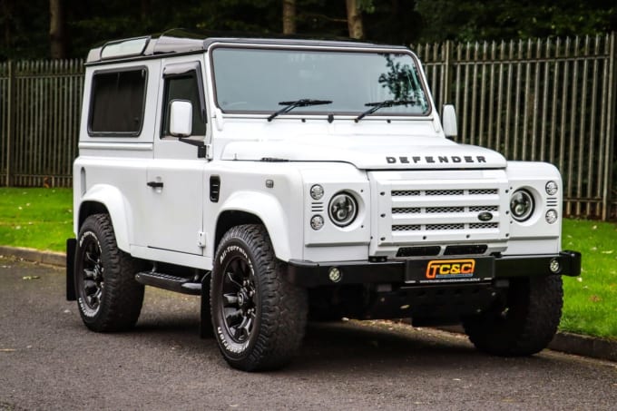 2015 Land Rover Defender 90