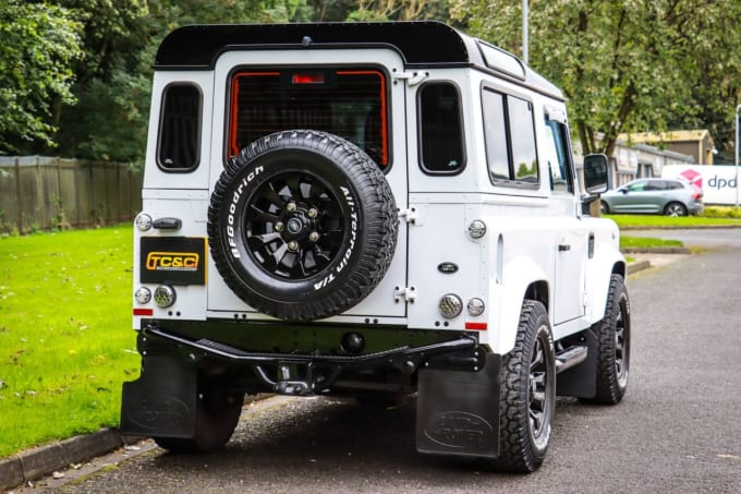 2015 Land Rover Defender 90