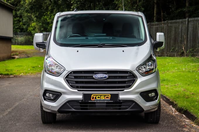 2024 Ford Transit Custom