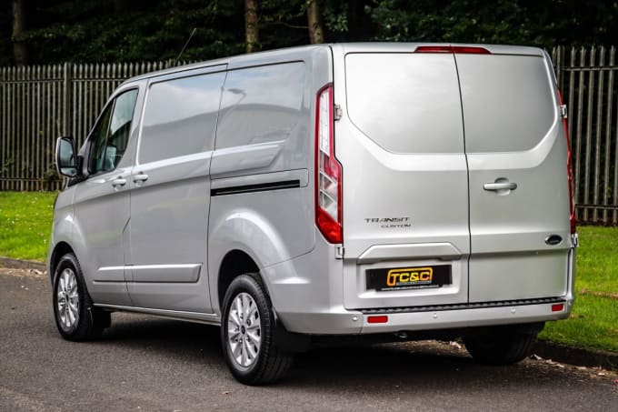 2024 Ford Transit Custom