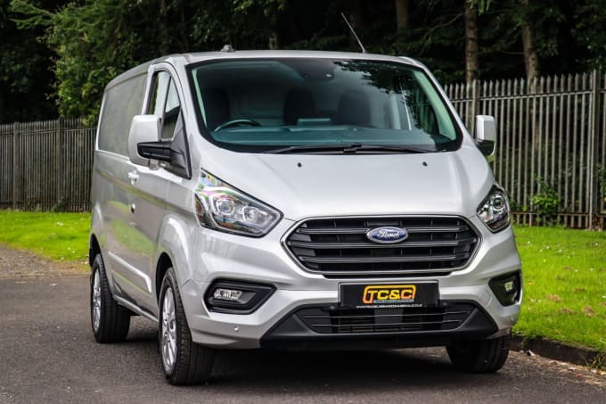 2024 Ford Transit Custom