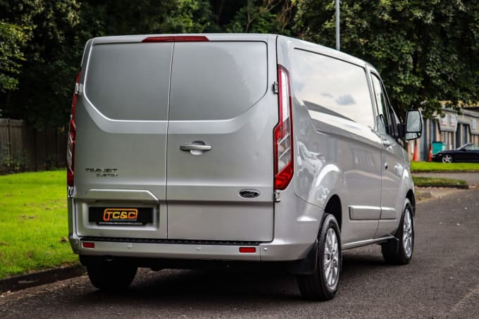 2024 Ford Transit Custom