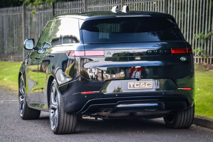 2025 Land Rover Range Rover Sport
