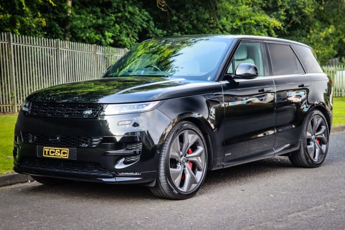 2025 Land Rover Range Rover Sport