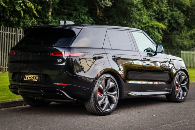 2025 Land Rover Range Rover Sport