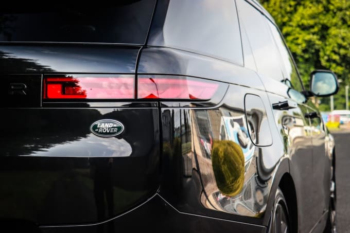 2025 Land Rover Range Rover Sport