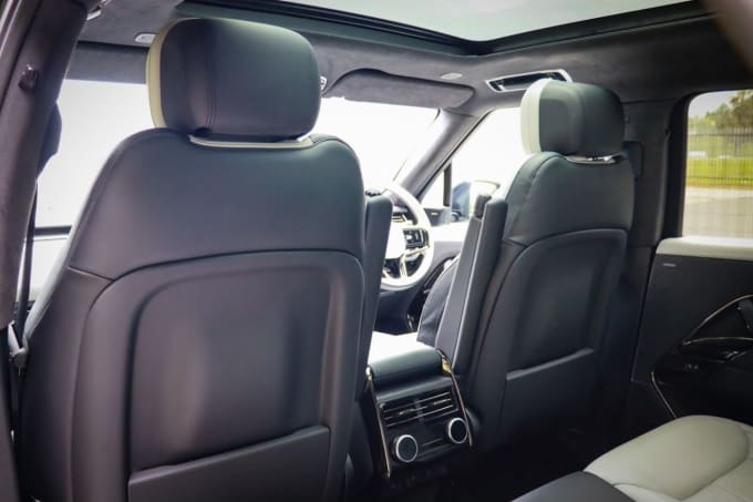 2025 Land Rover Range Rover Sport