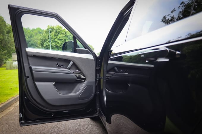 2025 Land Rover Range Rover Sport