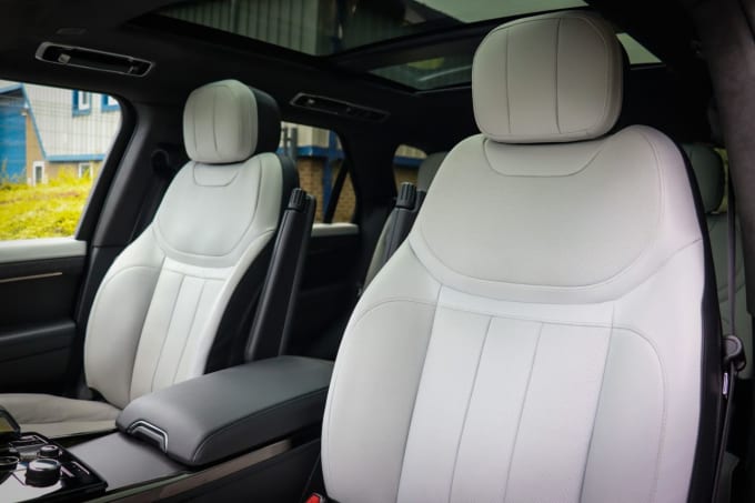 2025 Land Rover Range Rover Sport