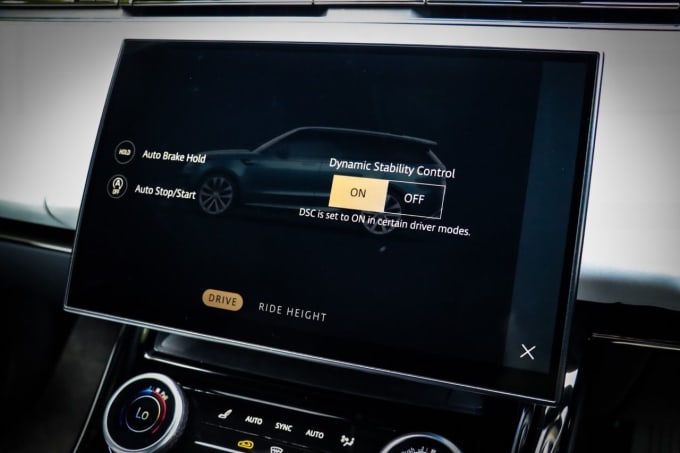 2025 Land Rover Range Rover Sport