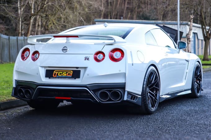 2025 Nissan Gt-r