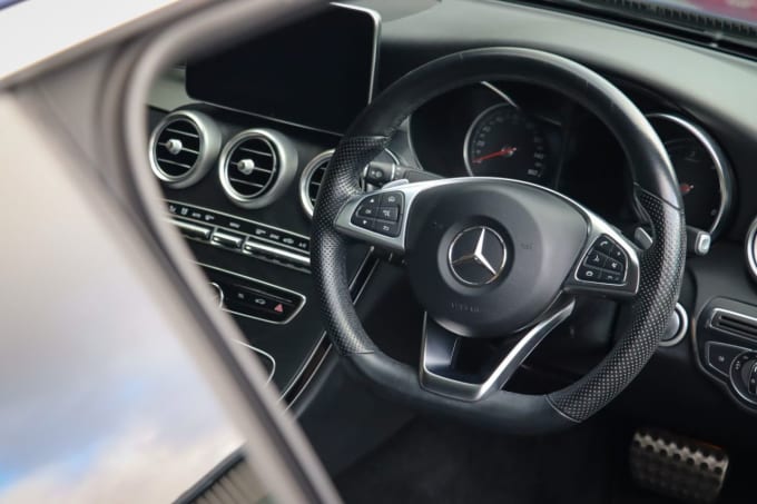 2025 Mercedes-benz C-class