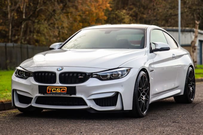 2025 BMW M4