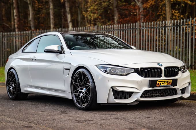 2025 BMW M4