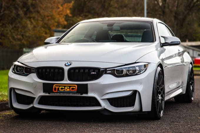 2025 BMW M4