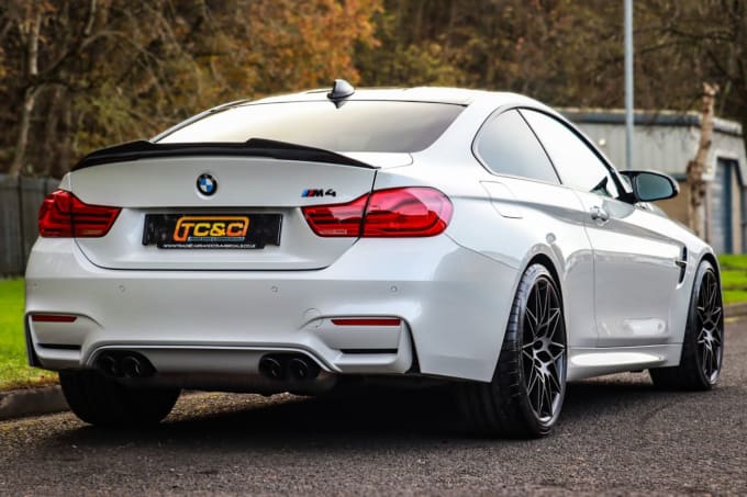 2025 BMW M4