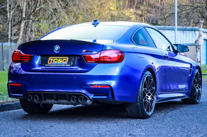 2025 BMW M4