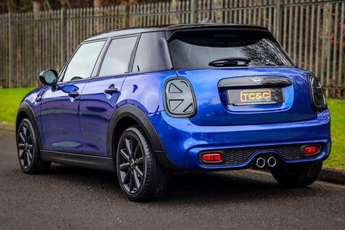 2025 Mini Hatch