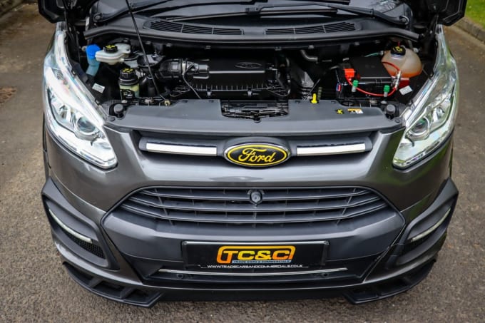 2025 Ford Transit Custom