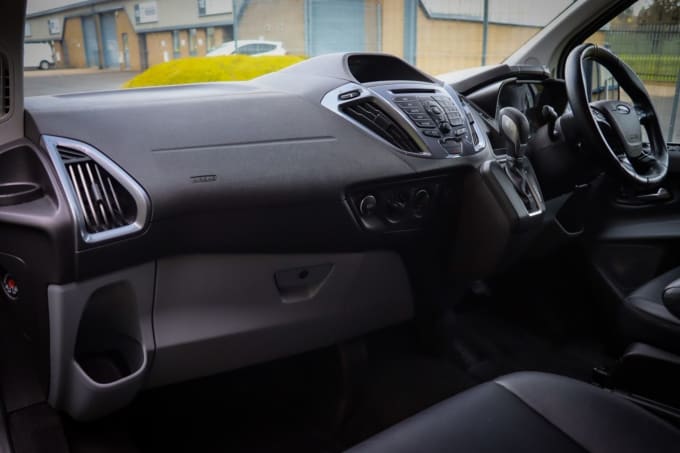 2025 Ford Transit Custom