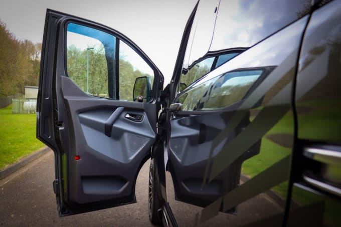 2025 Ford Transit Custom