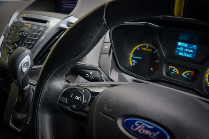 2025 Ford Transit Custom
