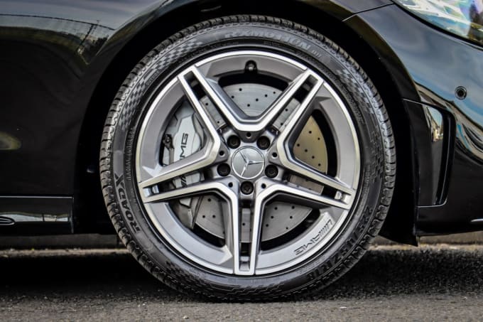 2025 Mercedes-benz C-class