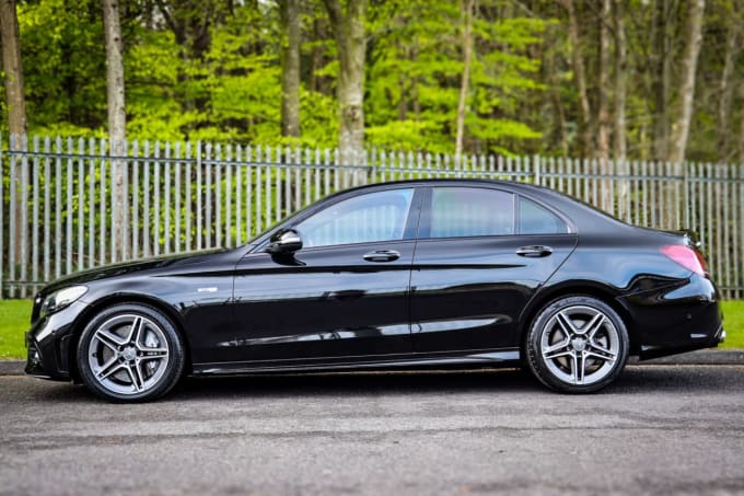 2025 Mercedes-benz C-class