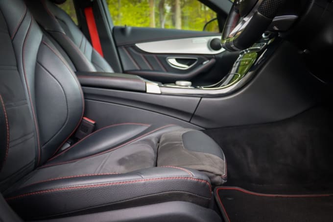 2025 Mercedes-benz C-class