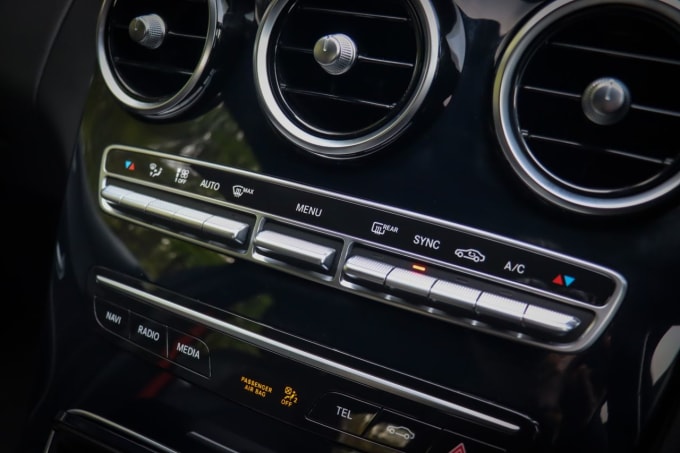 2025 Mercedes-benz C-class