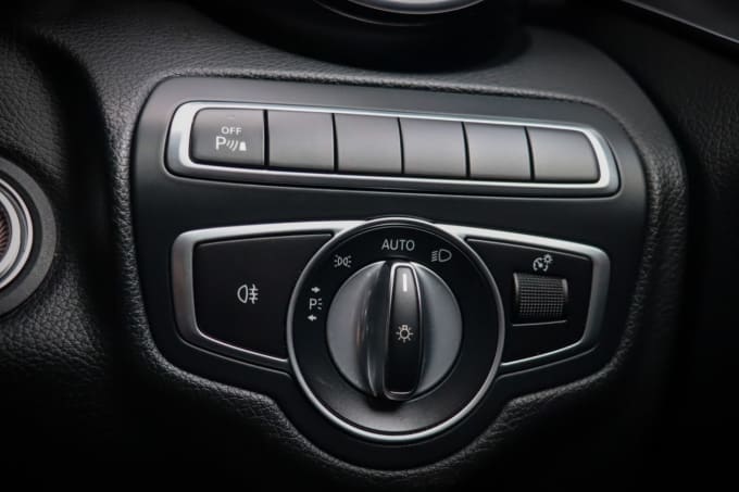 2025 Mercedes-benz C-class