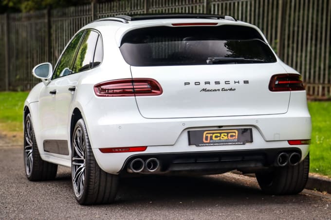 2025 Porsche Macan